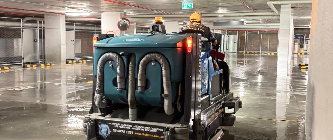 5 Signs Your Sydney Car Park Needs Cleaning